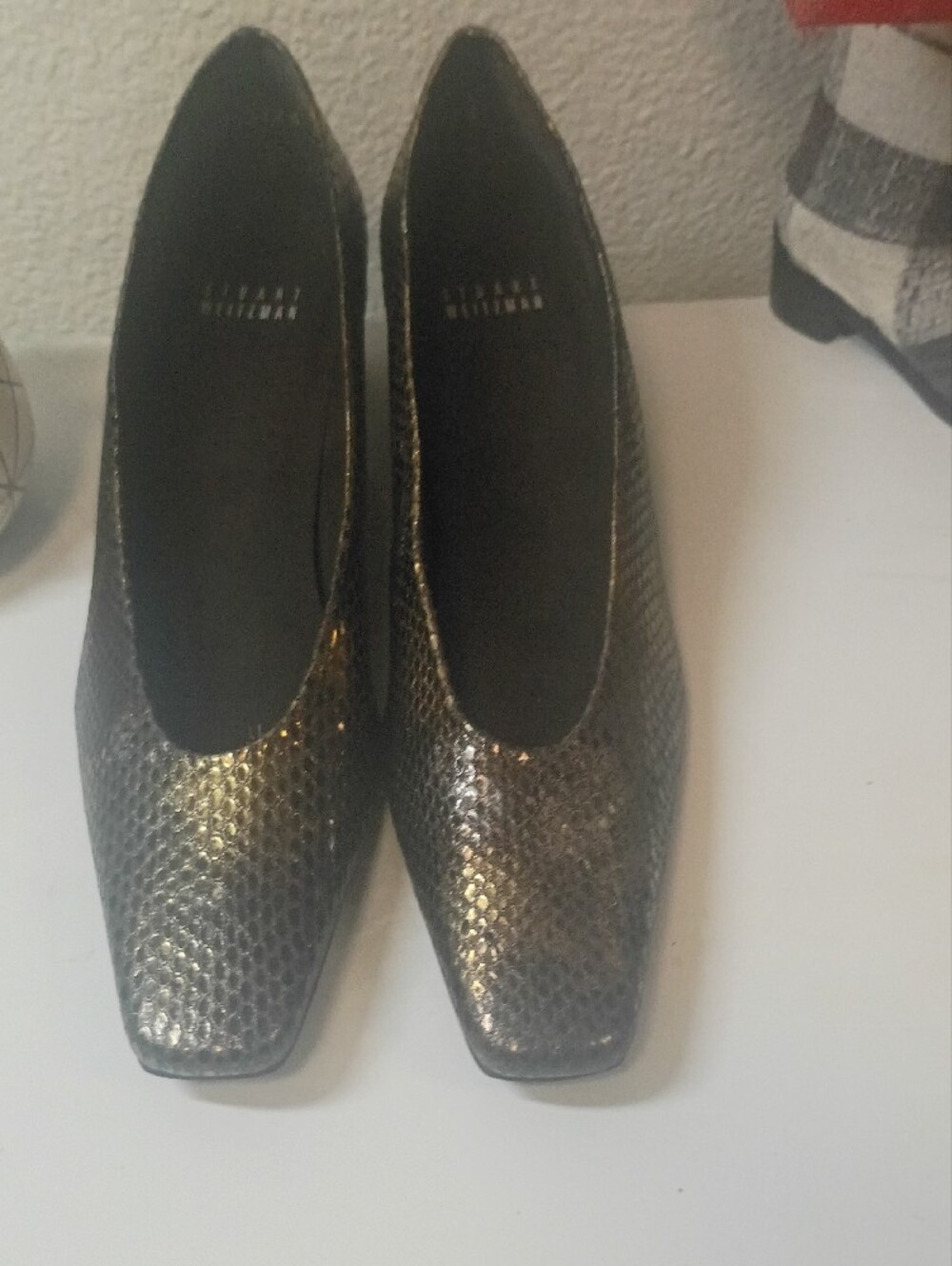 Stuart Weitzman Metallic Gold Snake-Embossed Pumps - Picture 3 of 12